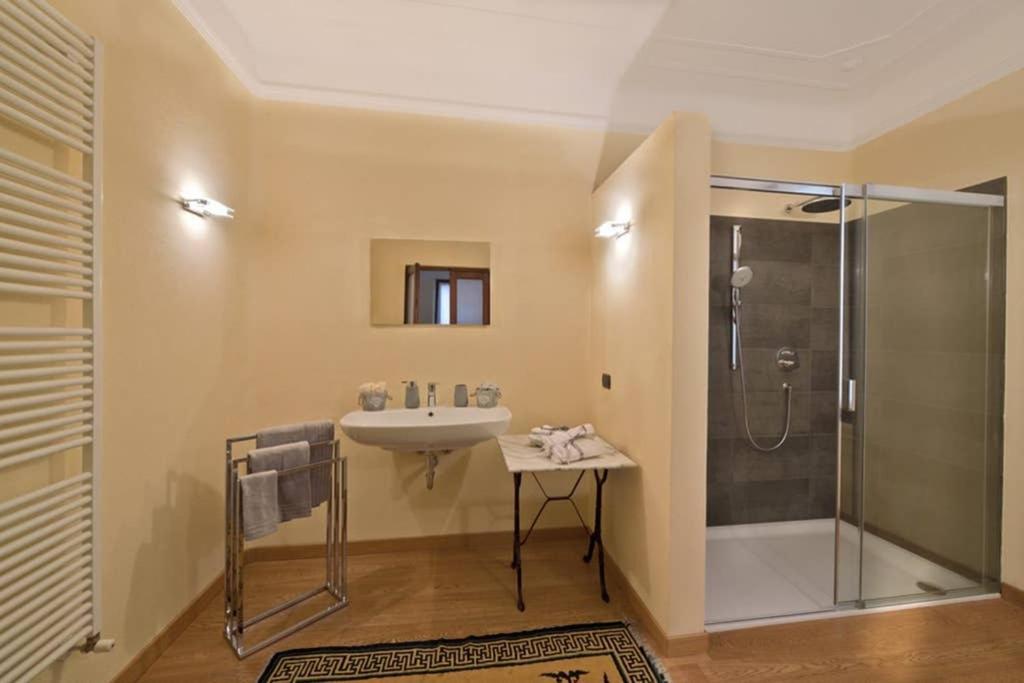 C-Rooms, Residenza Correggio Parma Eksteriør billede